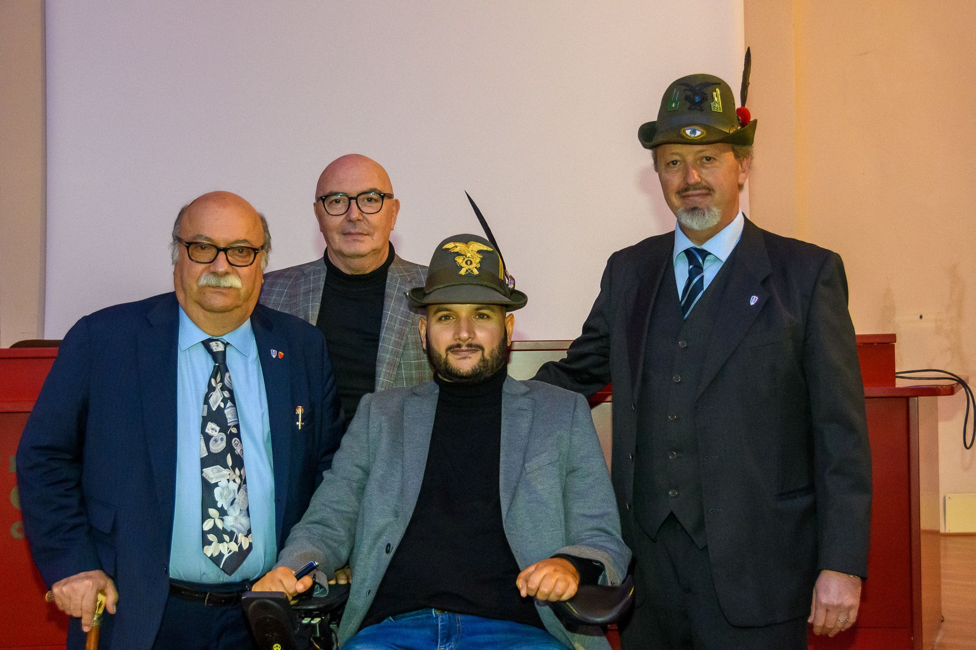Foto 1 di 22